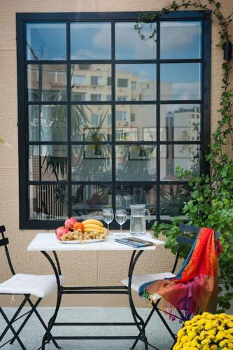 Lush Green Terrace Penthouse, Heart of Monastiraki