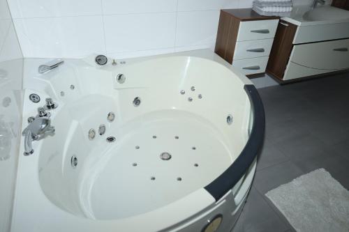 Φωτογραφία από το άλμπουμ του Stadtvilla "Julia" mit Whirlpool und Sauna σε Norden