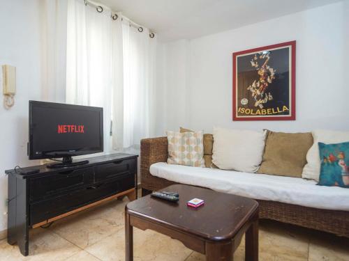 Μια τηλεόραση ή/και κέντρο ψυχαγωγίας στο Studio Trendy Kerem center tel aviv