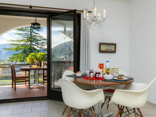 Nespecifikovaný výhled na hory nebo výhled na hory při pohledu z apartmánu