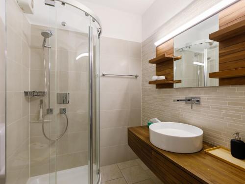 Koupelna v ubytování Apartment Residence Miralago - Utoring Apt- D33 by Interhome
