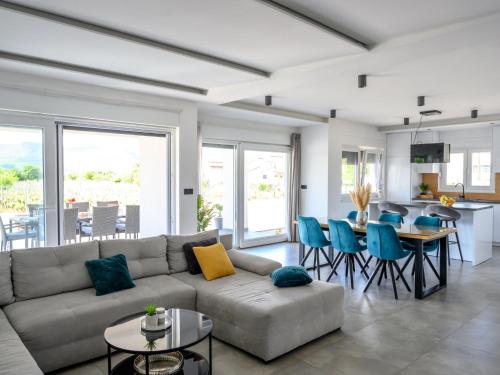 Posezení v ubytování Holiday Home Rest for the soul by Interhome