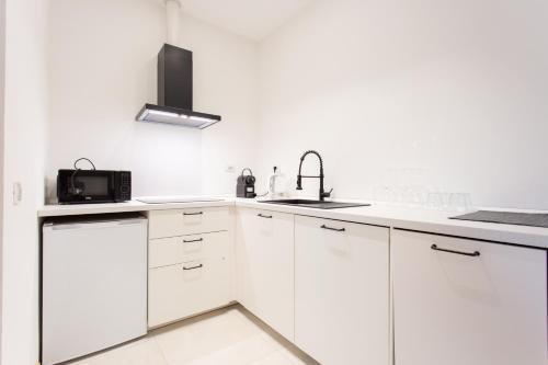 Modern Peaceful Flat in the City Centre