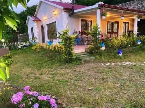 Zahrada ubytování Trabzon saklı villa