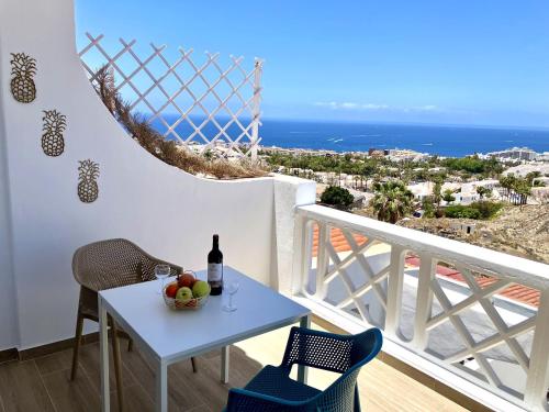 Costa Adeje - Modern Apartment with Terrace Views of Ocean & Sunset