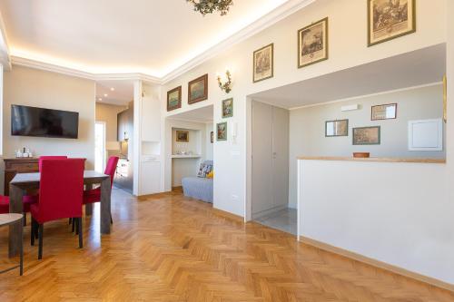 Argentina Penthouse by Rental in Rome