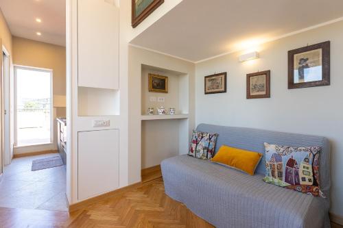 Argentina Penthouse by Rental in Rome