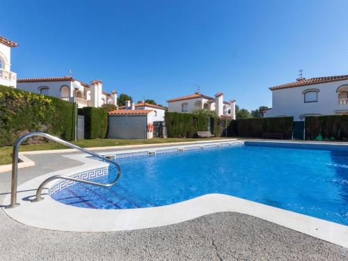 Holiday Home Cristal by Interhome