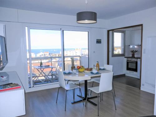 Apartment L'Hippocampe T2 large vue mer by Interhome