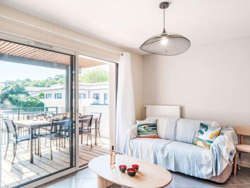 Apartment Le Patio Mauresque by Interhome