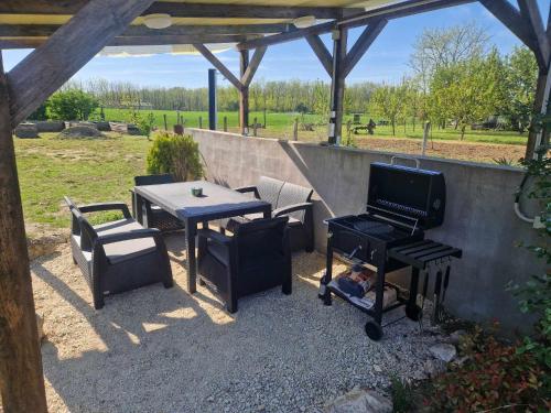 Gallery image of PG Apartman in Győrszemere