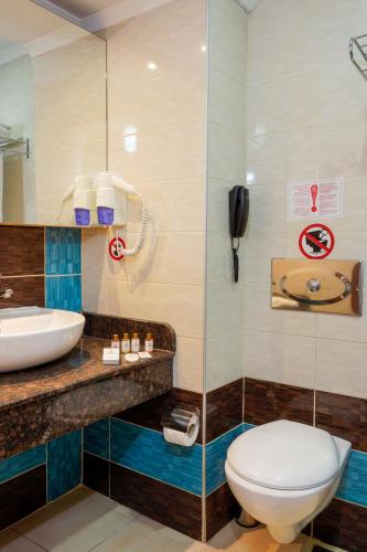 Standard Double Room with Spa Bath