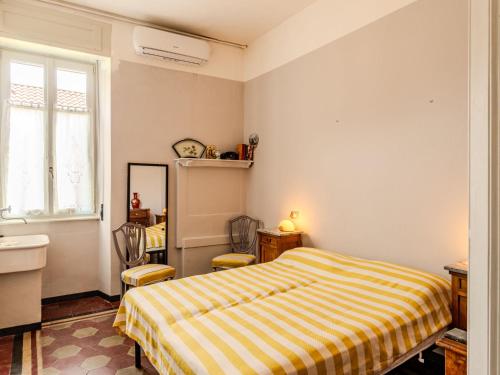 Ένα ή περισσότερα κρεβάτια σε δωμάτιο στο Apartment Regina 29 by Interhome