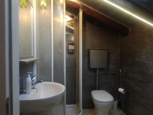 Bilocale mansardato zona Corso Buenos Aires MM1-MM2 Lippi 2