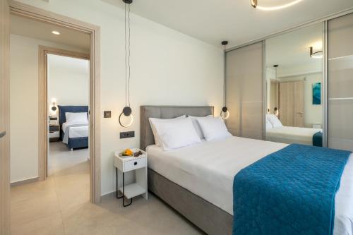 Notarikada Suites