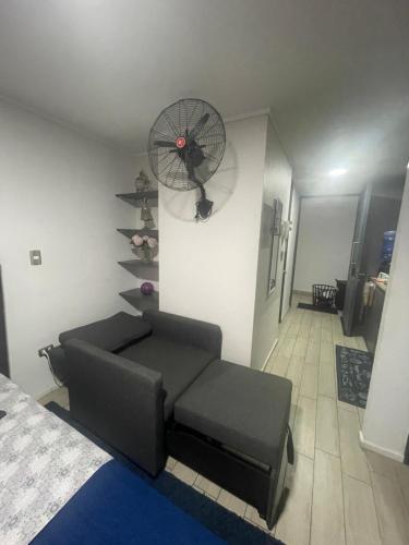 Uma área de estar em Apartamento en Santiago centro cerca de movistar arena, caupolican