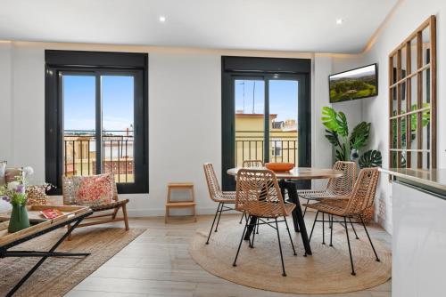 Terrace in Estepona by Costarentals - Ref M46