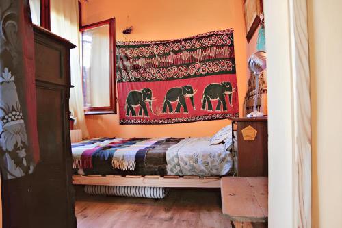 En eller flere senge i et værelse på One bedroom apartement with shared pool furnished terrace and wifi at Arbucies