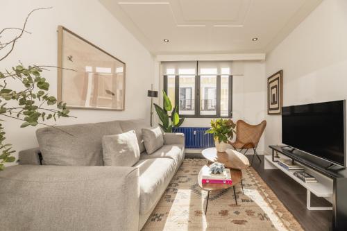 ACOGEDOR (2h+2B) En Malasaña