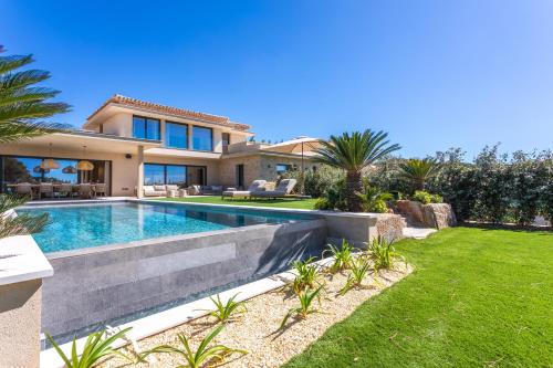 Villa 400m² Vue mer proche centre