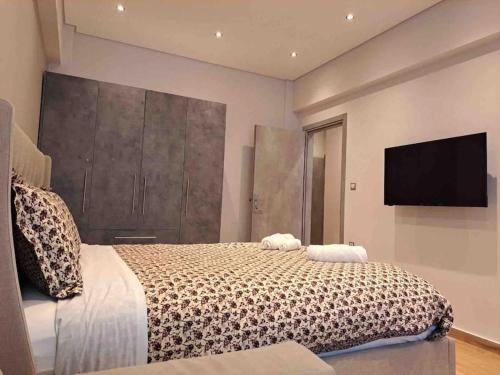 ROYAL BLUE GRAND Suite No 4 Piraeus Port