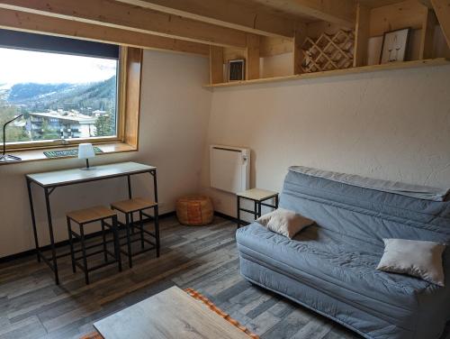 Ruang duduk di Galibier studio