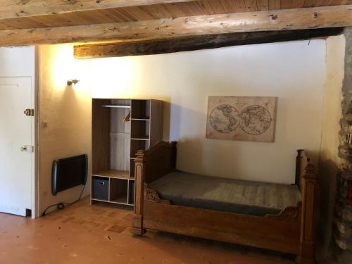 Katil atau katil-katil dalam bilik di Maison Gîte Vallon Pont d'Arc