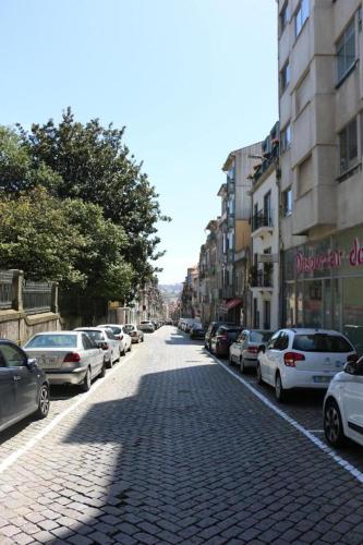 Stylish Almada Historic City apartment