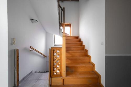 Φωτογραφία από το άλμπουμ του 4-Bedroom House & Large Garden στη Βιέννη