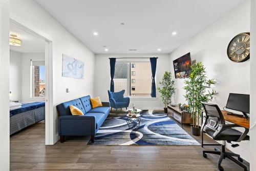 Posezení v ubytování Cozy Stylish retreat - NYC & NWK w free parking