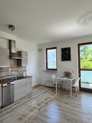 Dapur atau dapur kecil di Apartment Wilanow Branickiego