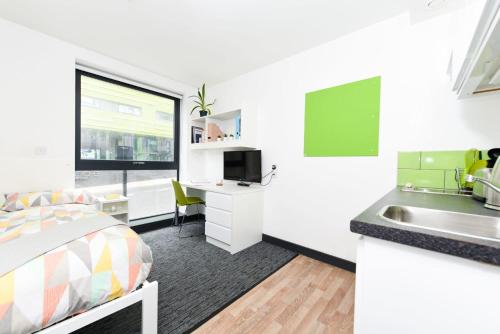 Dapur atau dapur kecil di St James Point in Newcastle