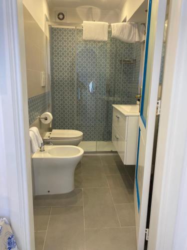 Un baño de La Piccola Suite