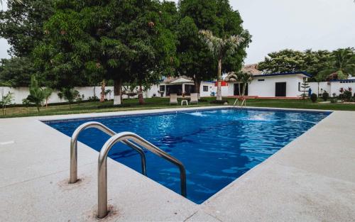Πισίνα στο ή κοντά στο Hacienda Gonzalez Beach Getaway