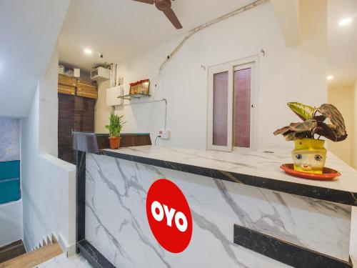 Super OYO Sai Ganesh Residency 로비 또는 리셉션