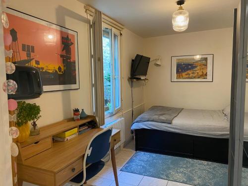 Charmant studio avec extérieur Paris 13