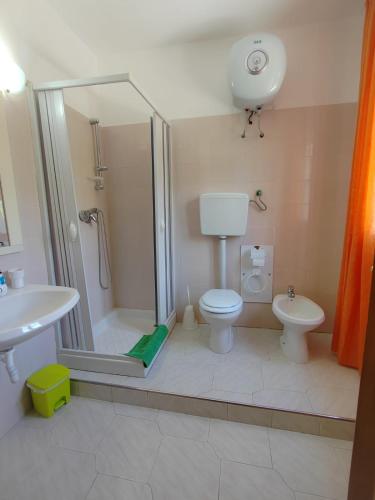 Koupelna v ubytování La Zagara House