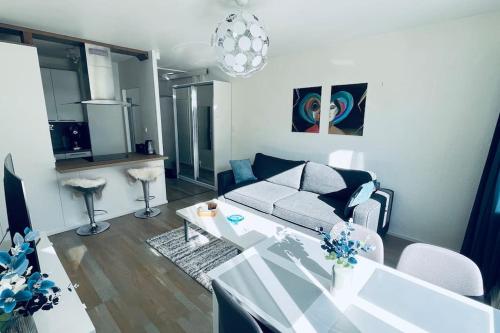 Χώρος καθιστικού στο URBAN RETREAT by SujuKoto - 650m to market square