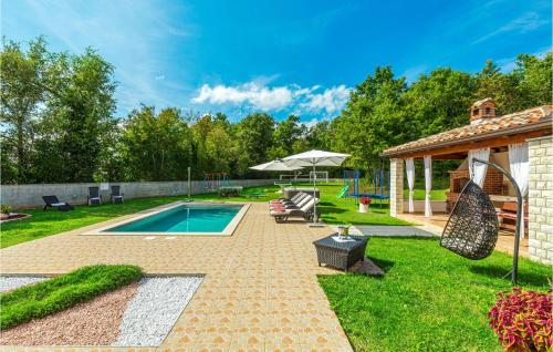 Gorgeous Home In Labin