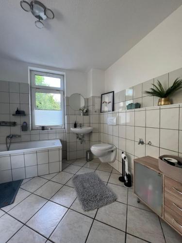 Pretty Home Chemnitz Süd tesisinde bir banyo