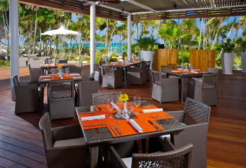 Restaurant ou autre lieu de restauration dans l'établissement Jungala Park Hotel at VidantaWorld Riviera Maya