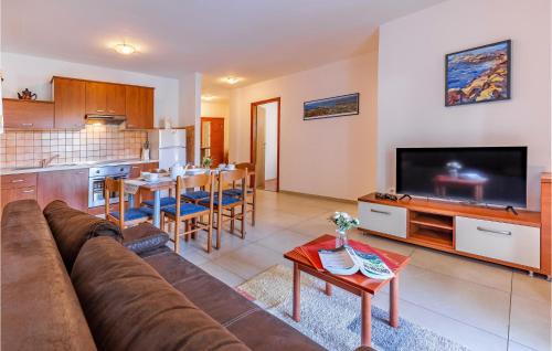 Cozy Apartment In Medulin With Wifi