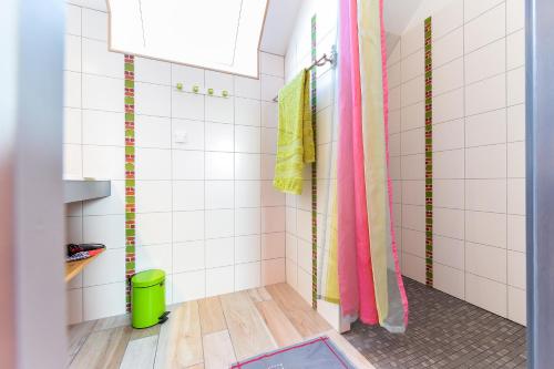 Kylpyhuone majoituspaikassa Domaine de Kervail