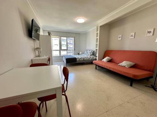 Estudio completamente equipado