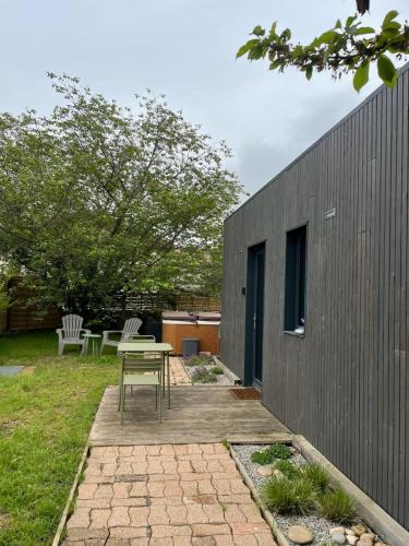 Photo de la galerie de l'établissement Au calme, raffiné, pour 2 personnes, à Rancé