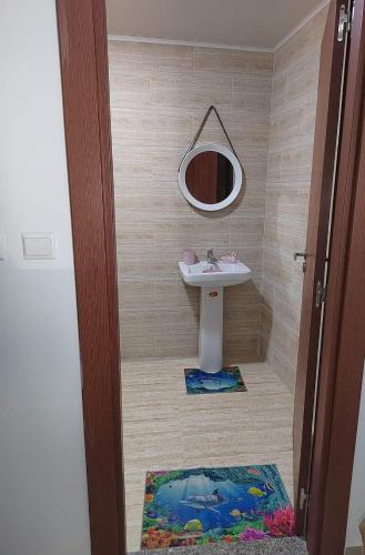 Ett badrum på سيدي عثمان الابيض