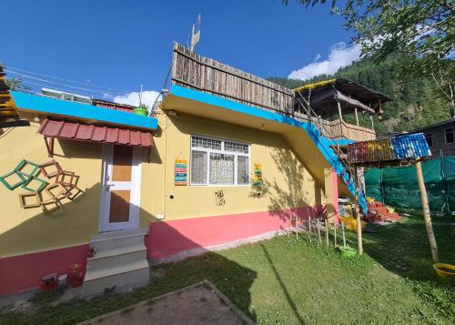 Το κτήριο όπου στεγάζεται  το hostel