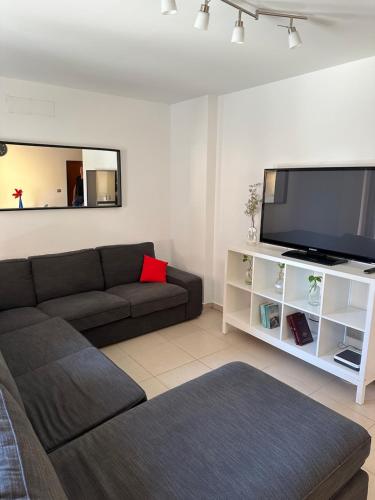 Alcalá seaside apartment, two rooms, private parking