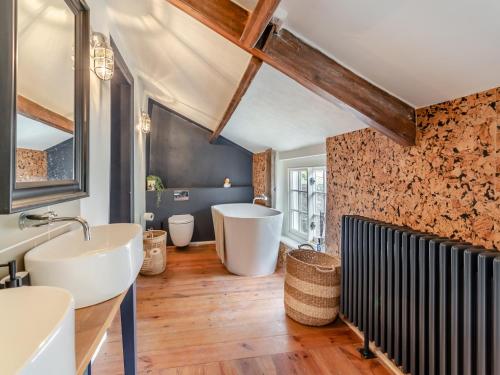 Ванная комната в Autumn Cottage