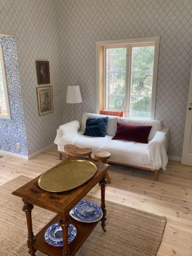 Una cama o camas en una habitación de Dunderbacken